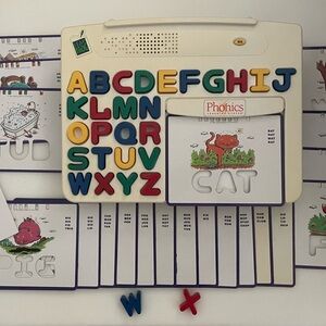 Leapfrog Interactive Vintage Phonics Letter Learning System